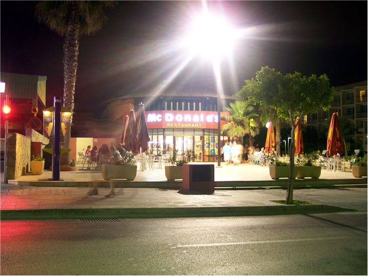 Picture Of Restaurant Mc Donalds